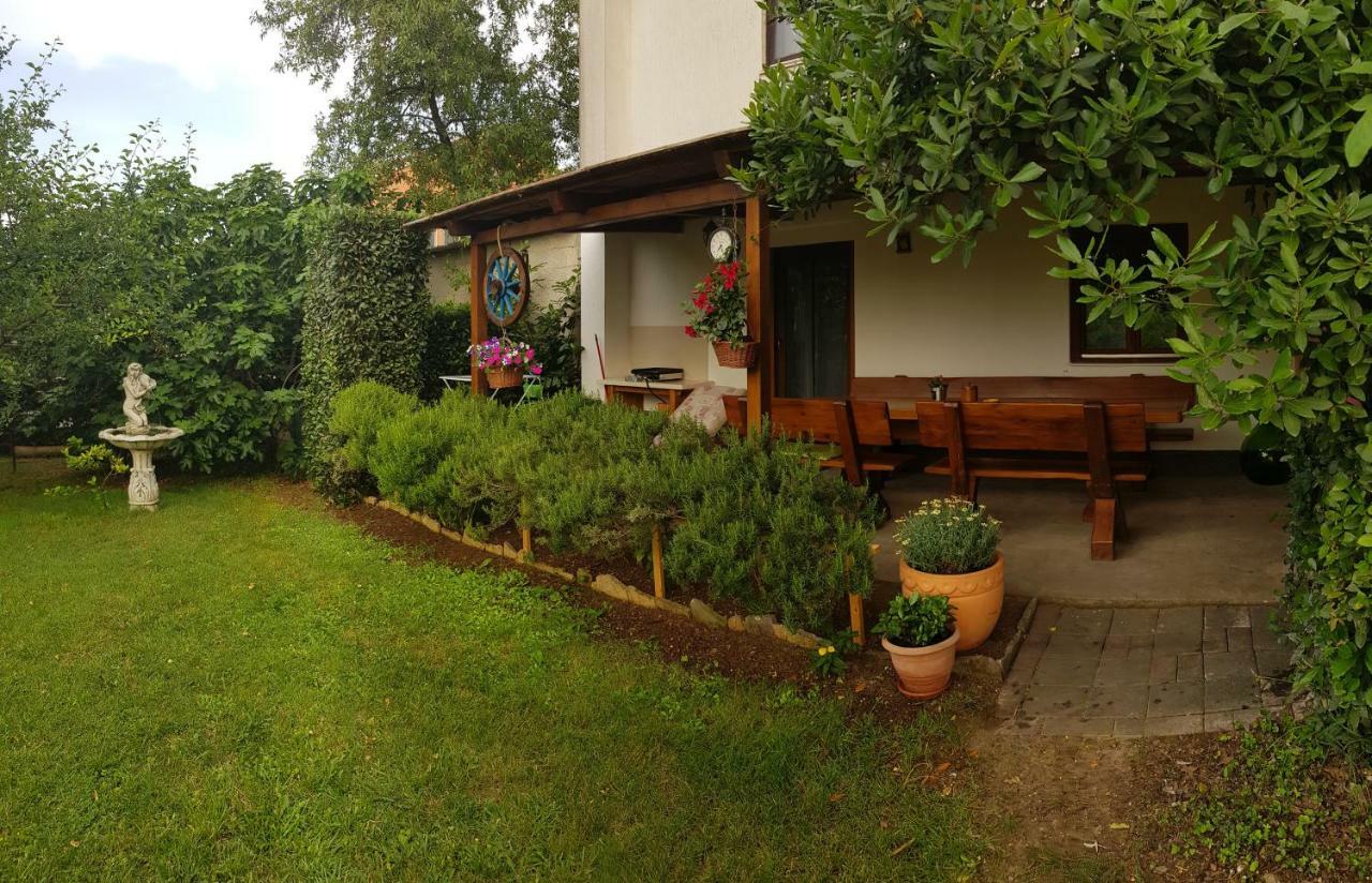Greenhill Póla Kültér fotó